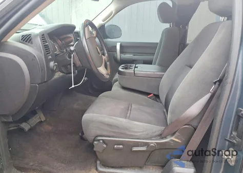 2009 Chevrolet Silverado K1500 Lt z USA, uszkodzony, nr VIN 1GCEK29029Z270354